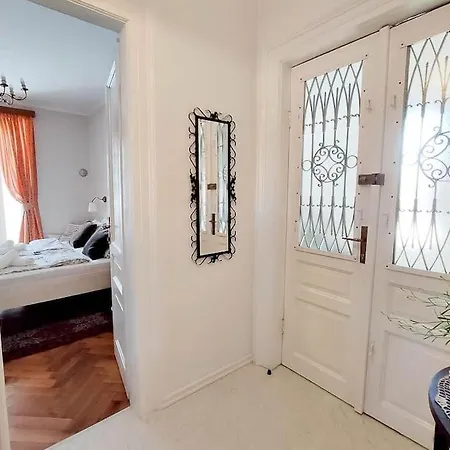 Self Check In, Wi-fi, Ac Apartman *